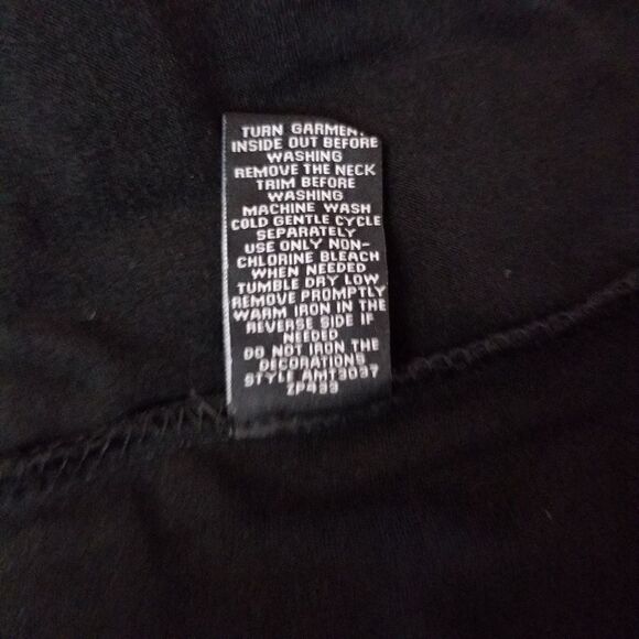 NWT. ZOE and PHOEBE Necklace Knit Top. Size S. - Picture 6 of 8